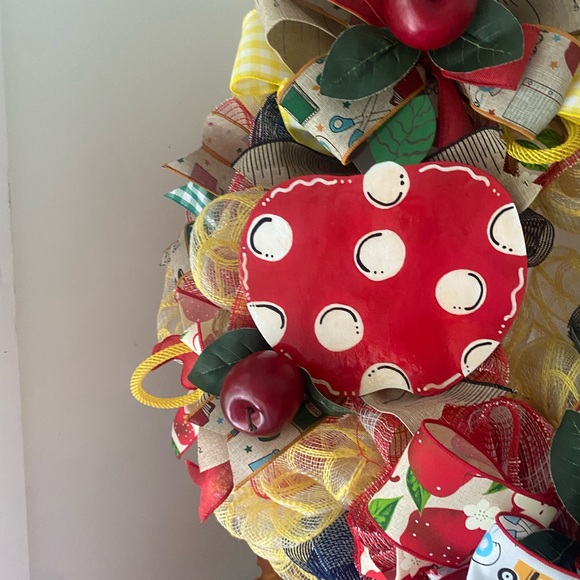 School Wreath,Fall Wreath,Fall Decor,Personalizable Wreath,Back to school, - Picture 4 of 6